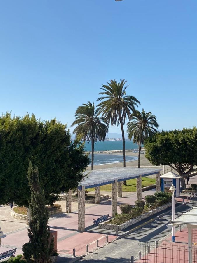 Casa Carmen Atico Primera Linea De Playa Málaga Dış mekan fotoğraf