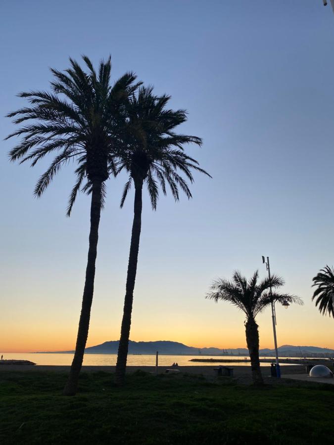 Casa Carmen Atico Primera Linea De Playa Málaga Dış mekan fotoğraf