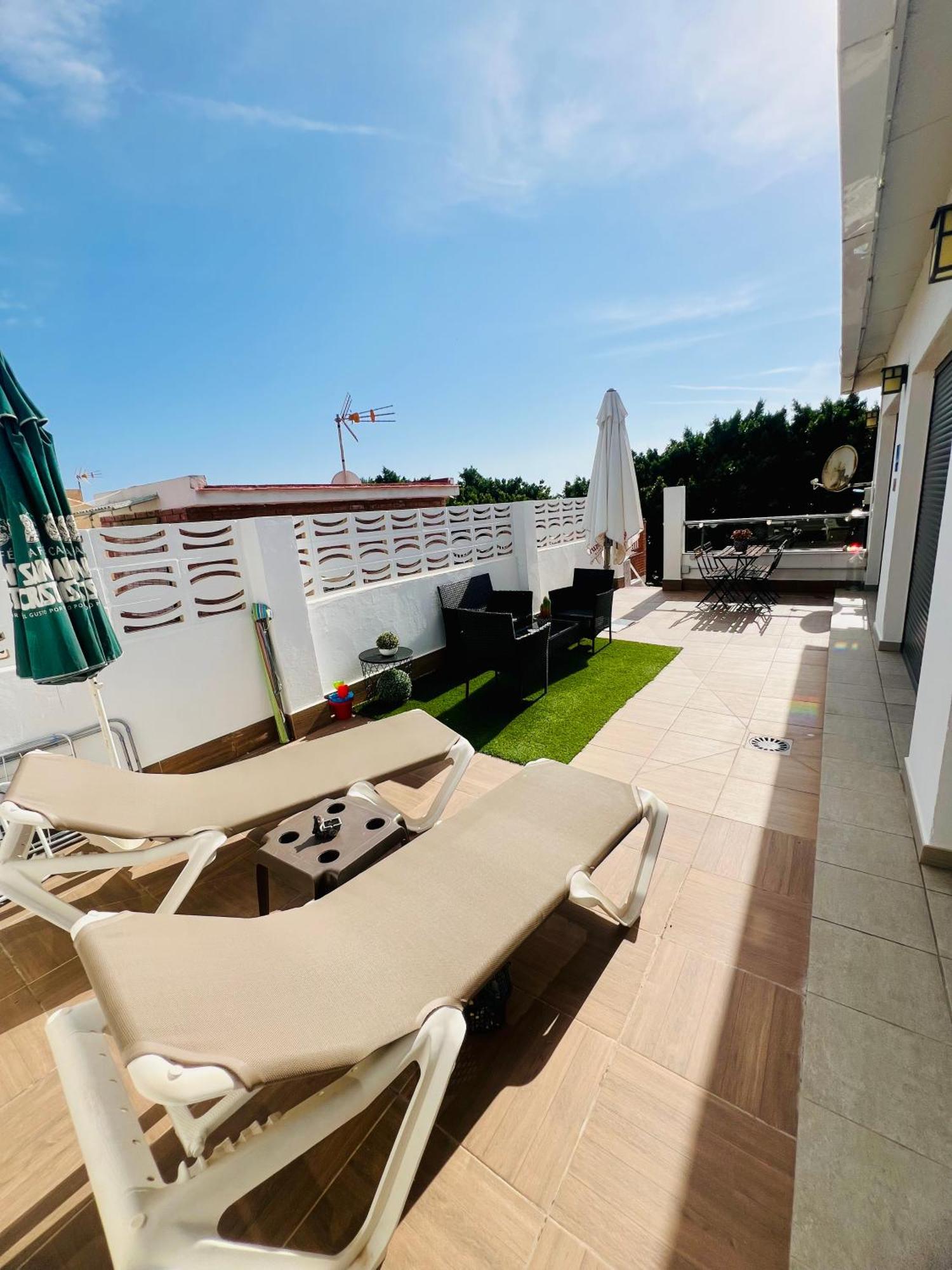 Casa Carmen Atico Primera Linea De Playa Málaga Dış mekan fotoğraf